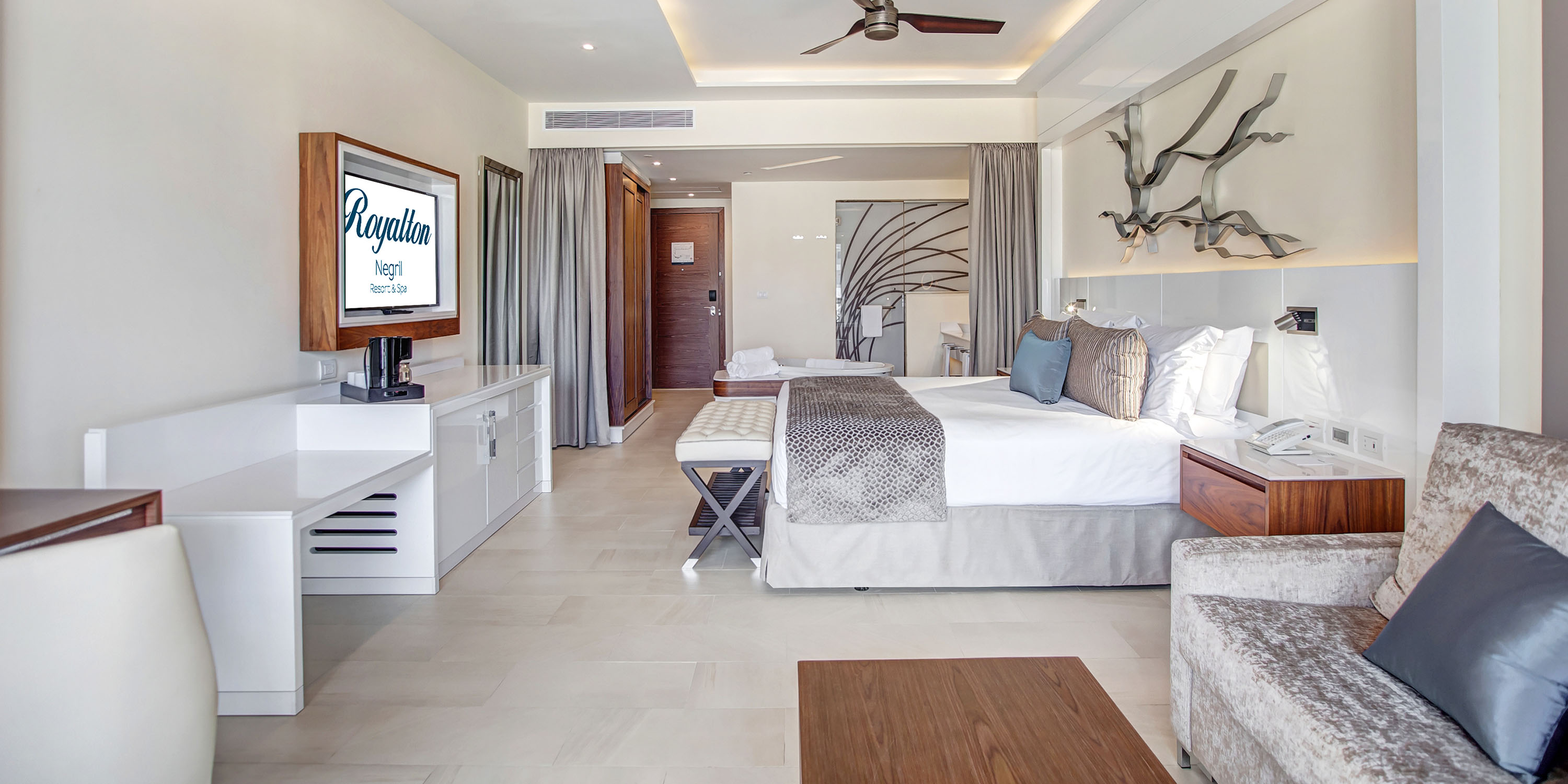 Royalton Negril Luxury Junior Suite (1)